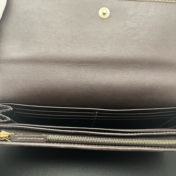 Gucci GG Supreme Canvas Heart Logo Continental Wallet (COA Included) - Picture 5 of 8